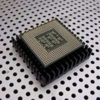 micro-chip-19980_1920